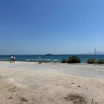 蓝海浪公寓 *
